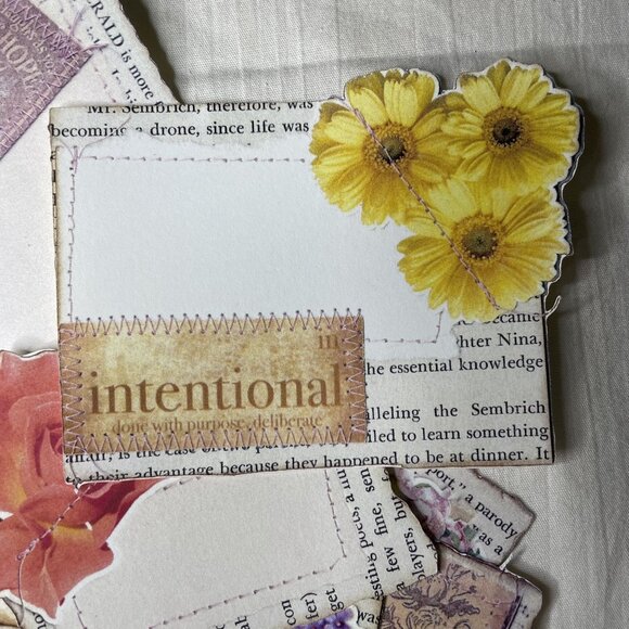 Note Card Junk Journal Ephemra Handmade Arts Crafts Scrapbooking 28 Pieces mq - Picture 3 of 13